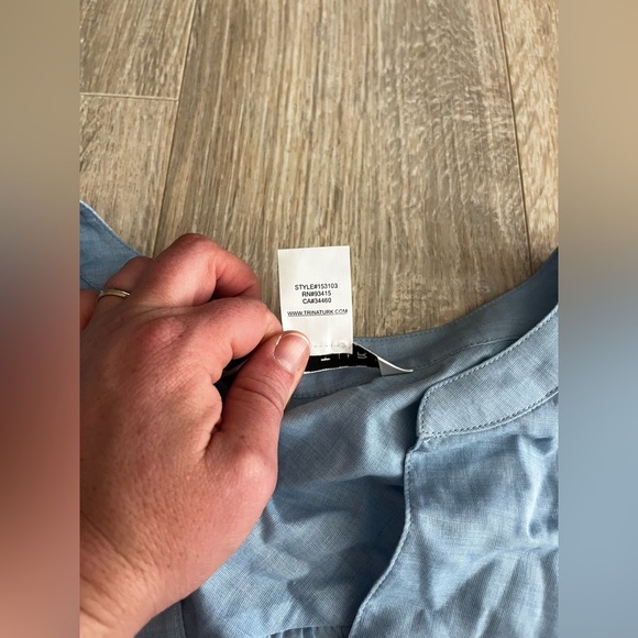 Trina Turk Women’s Capriani Top in Sky Blue Cotton/Silk Blend - Size XS (P) - Picture 7 of 8